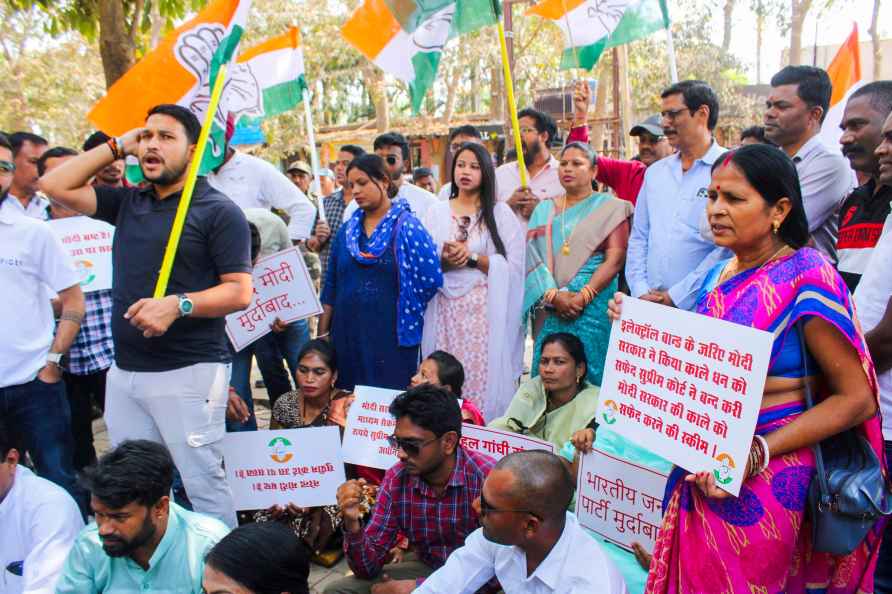 Congress protest in Bastar