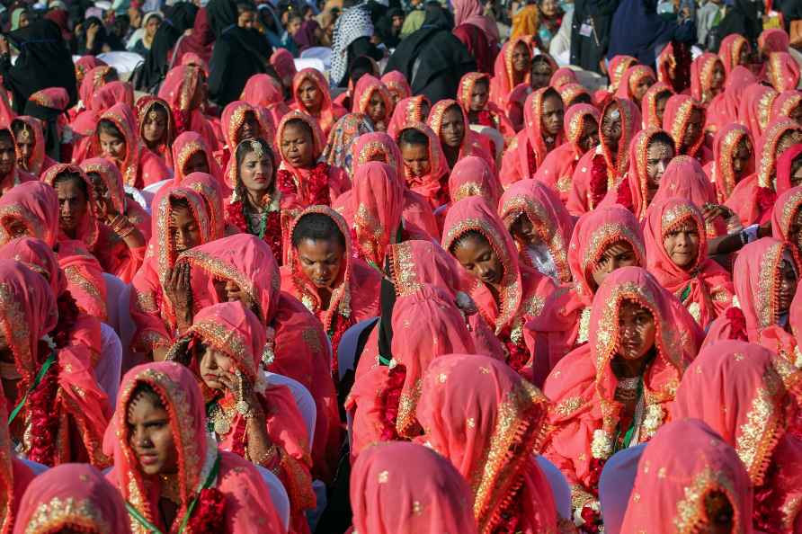 Mass marriage ceremony in Ahmedabad