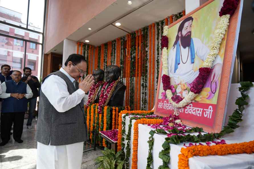 New Delhi: BJP National President J.P. Nadda pays tribute to Sant...