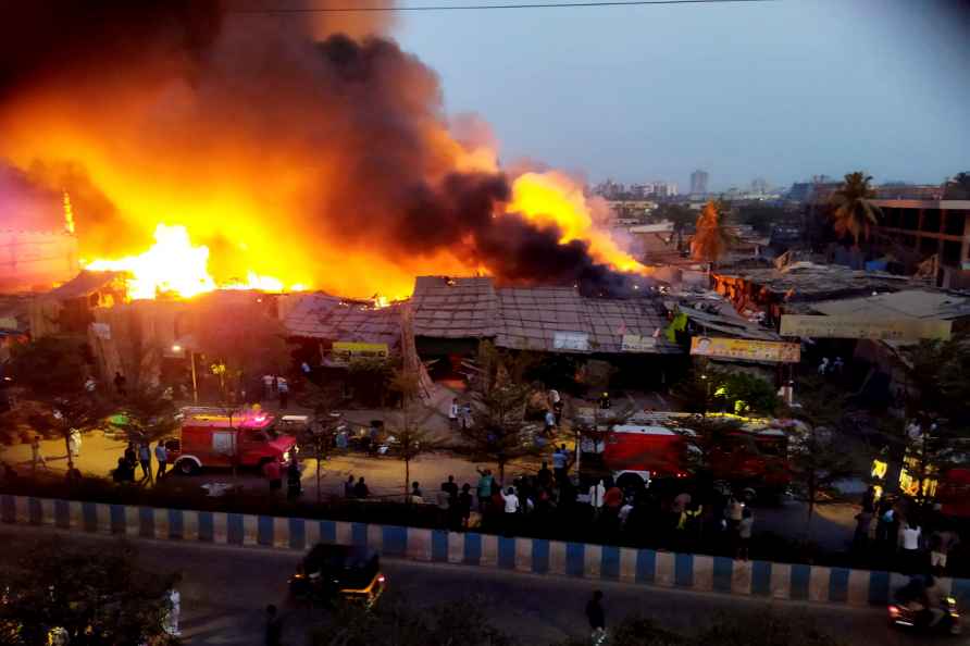 Fire at slum in Thane