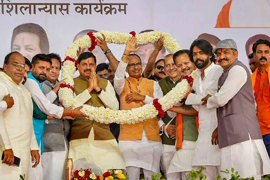 Mohan Yadav, Shivraj Singh Chouhan in Raisen