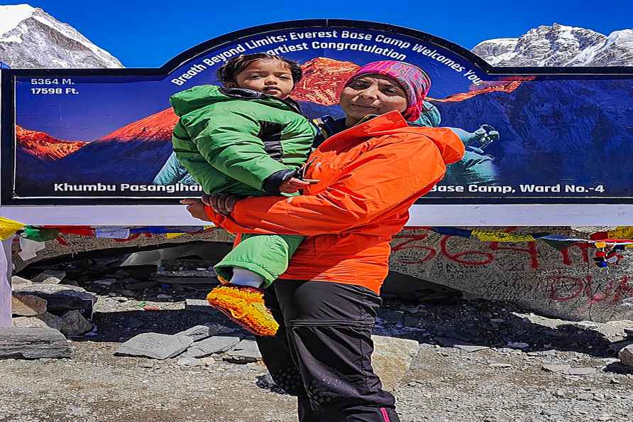 2.5-year-old with mother reached Mt Everest Base Camp