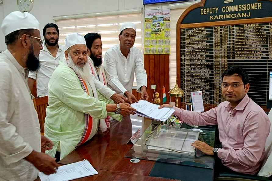 Sahabul Islam Choudhury files nomination for LS polls