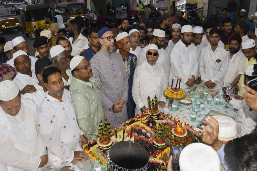 Asaduddin Owaisi at Dawat-e-Iftaar