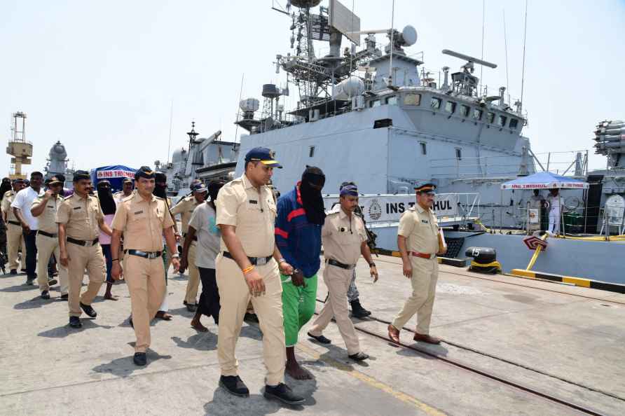 Indian Navy hands over nine pirates to police