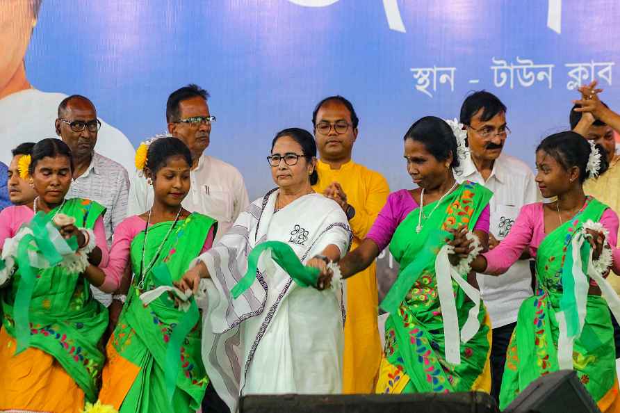 CM Mamata Banerjee campaigns in Balurghat