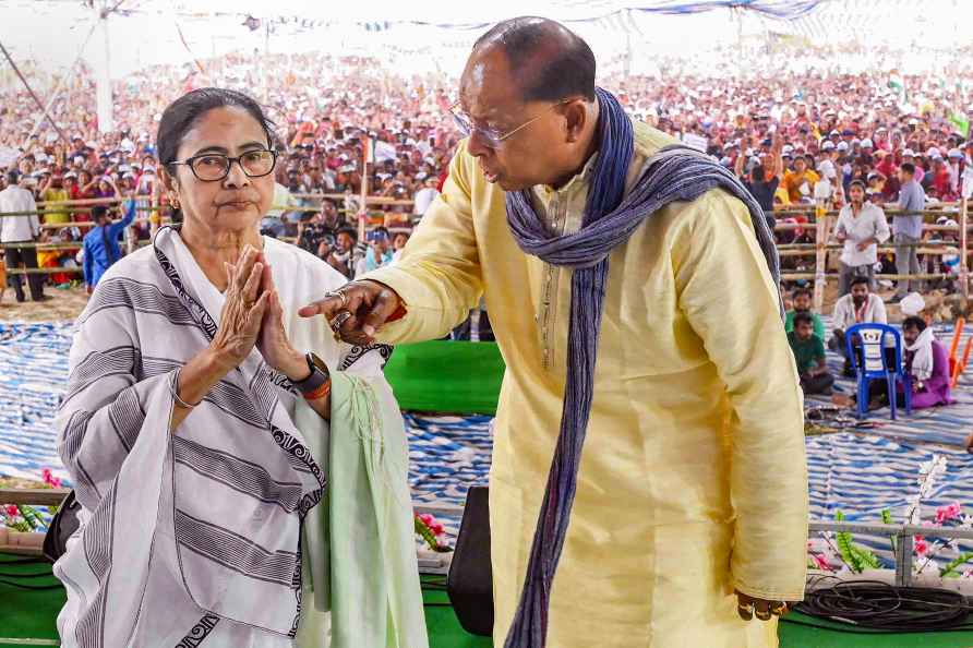 CM Mamata Banerjee campaigns in South Dinajpur