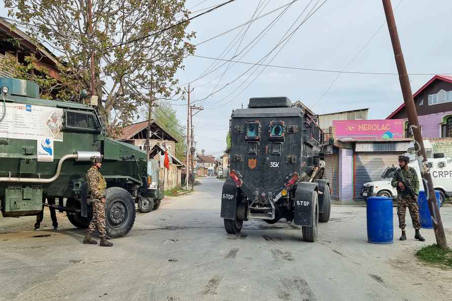 Sopore: Encounter between security forces and terrorists