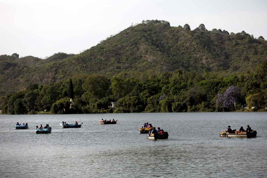 Tourist visit Mansar Lake in JK