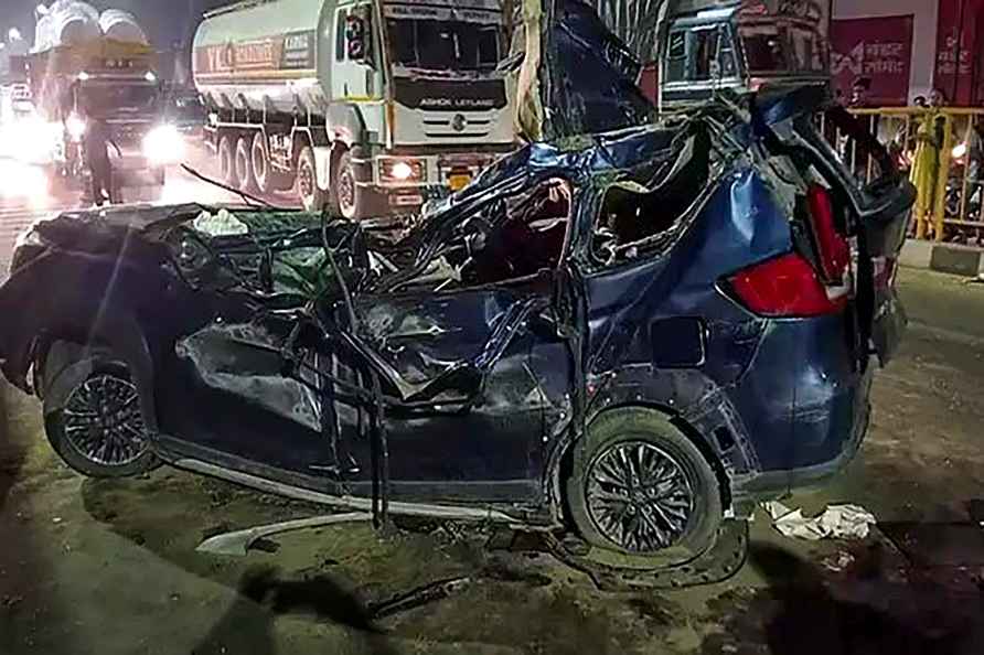 6 killed in Hapur road accident