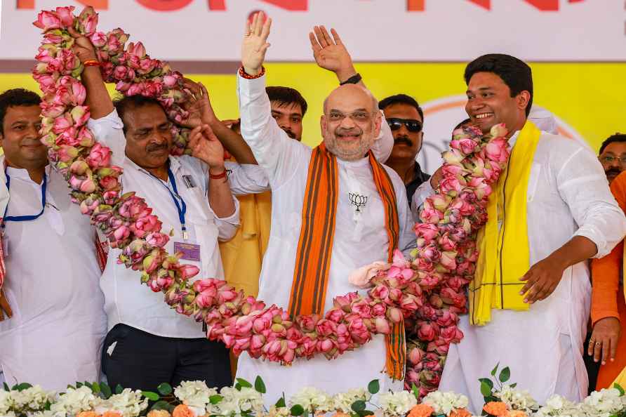 Amit Shah campaigns for LS Polls in WB