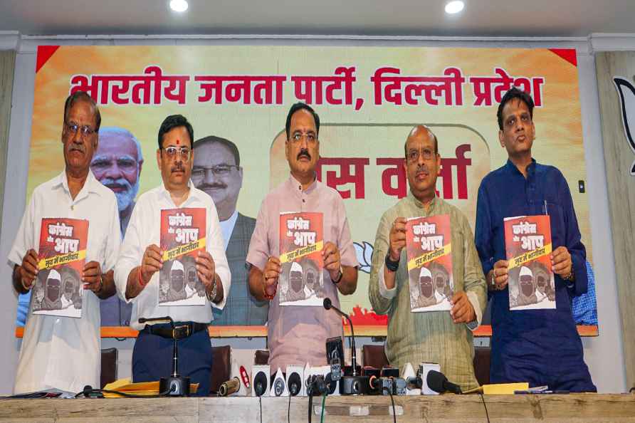 BJP releases 'aarop Patra' on AAP and Congress