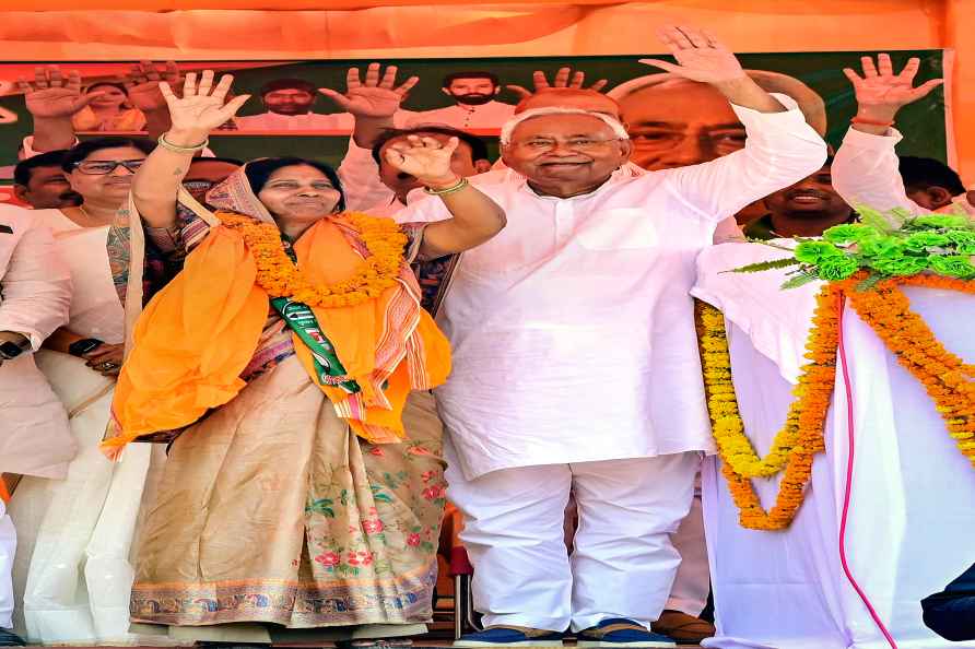 Nitish at election rally