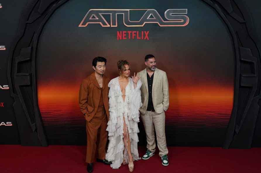 Promotions for Netflix series ATLAS in Mexico