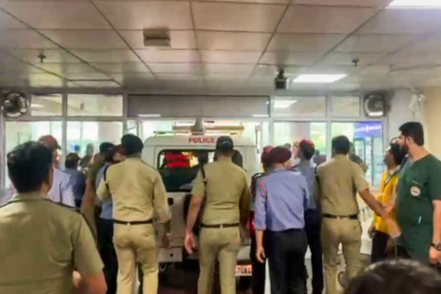 Police drive SUV to 6th floor of AIIMS Rishikesh
