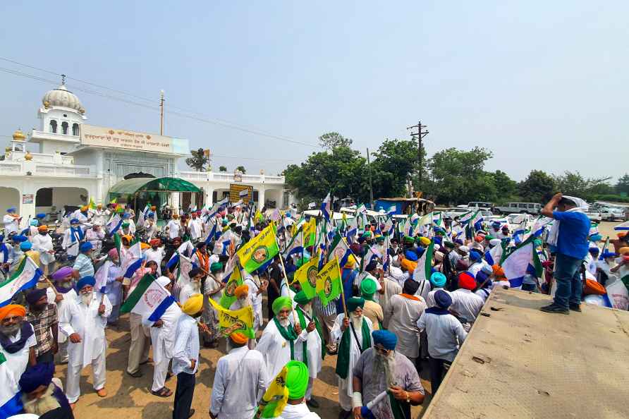 Farmers protest against PM Modi's rally