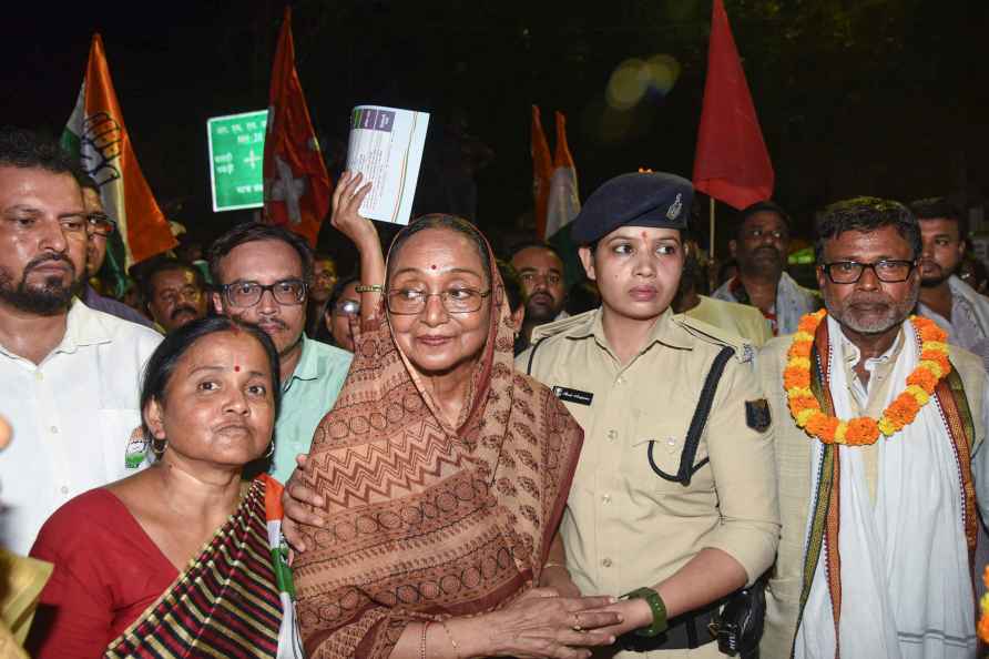 Meira Kumar campaigns