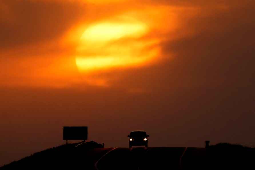 Setting sun at Interstate 7 in Kansas