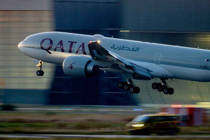 Qatar Airways plane hit turbulence