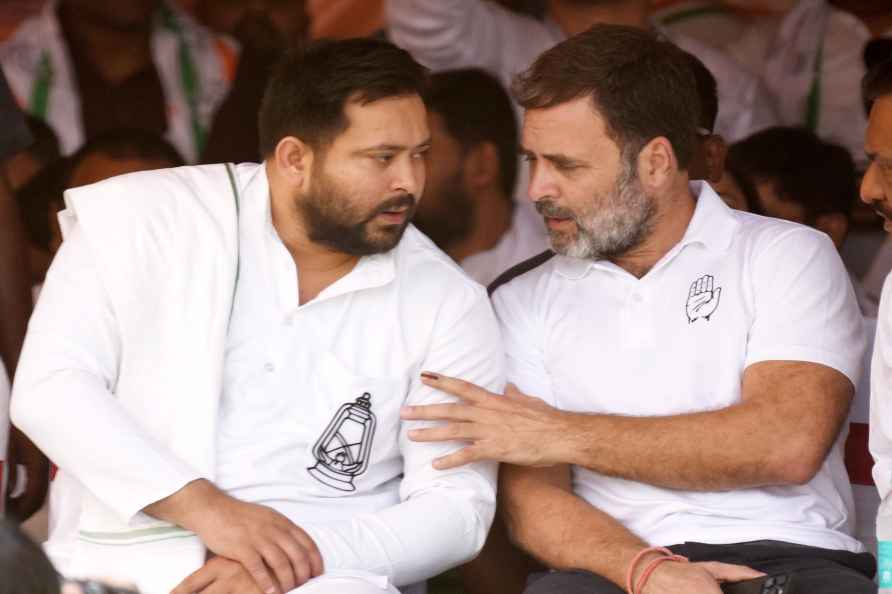 Rahul and Tejashvi Yadav in Bihar