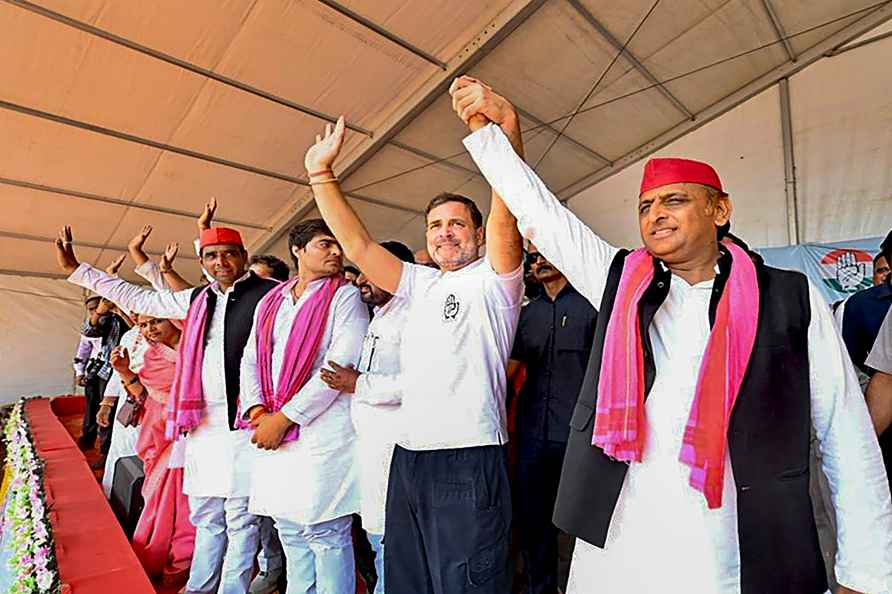 Rahul and Akhilesh at INDIA rally