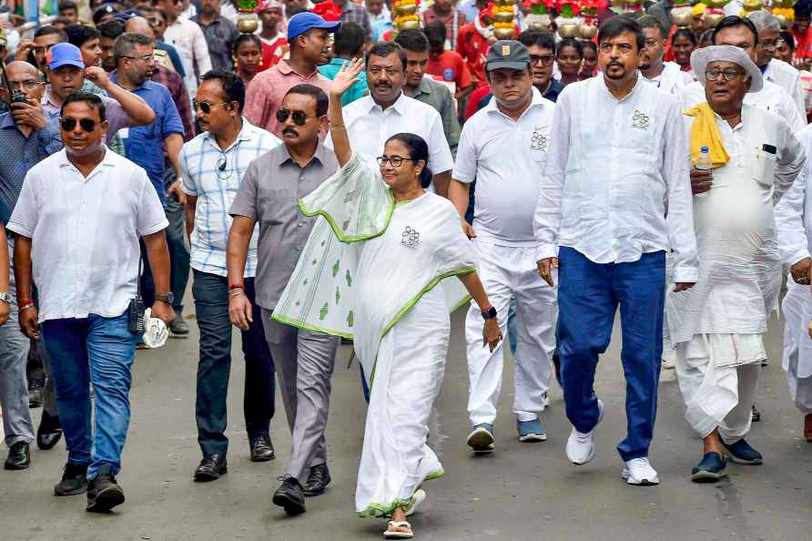 Mamata Banerjee's roadshow in Kolkata