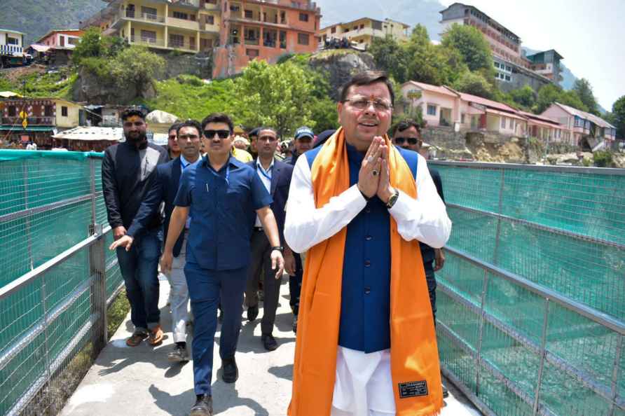 Pushkar Dhami at Badrinath Temple