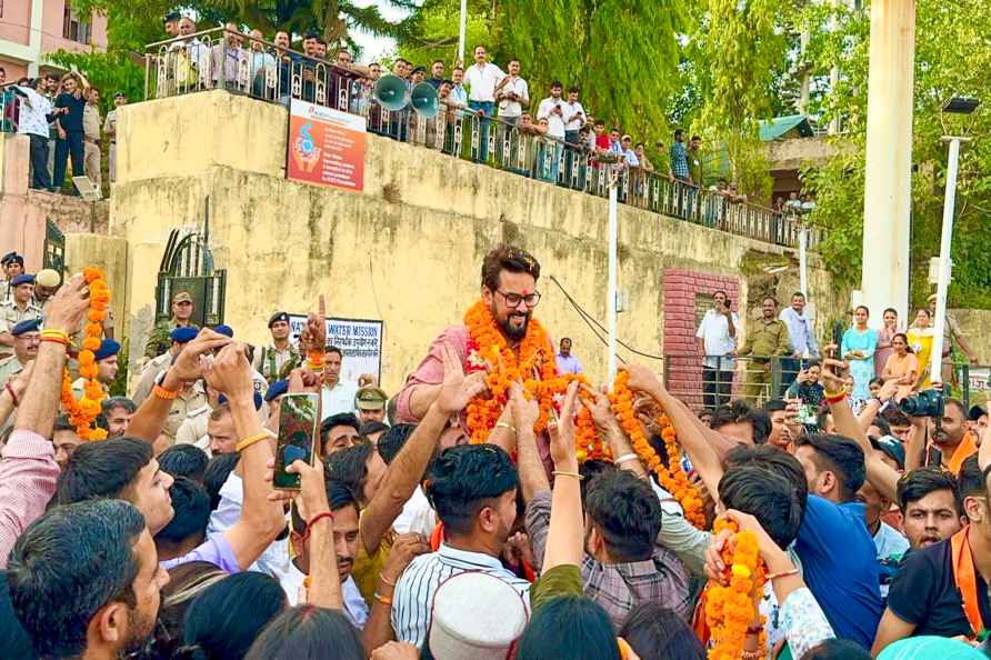 LS Polls: Anurag Thakur wins from Hamirpur