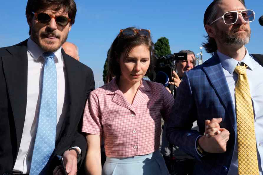 Amanda Knox,Christopher Robinson