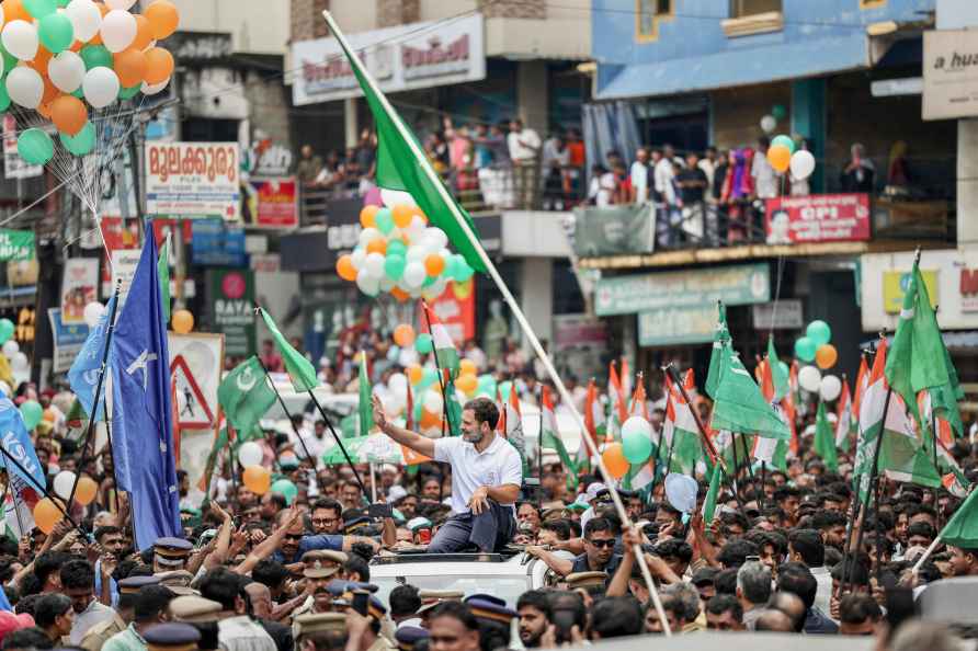 Rahul Gandhi roadshow in Kerala