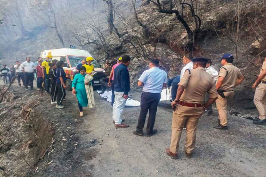 Binsar: Police and rescue workers with bodies of the victims of ...