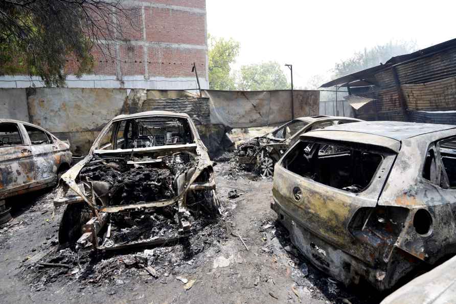 Fire in car garage in Lucknow