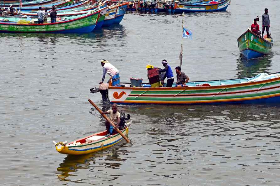 Fishermen go fishing in Thiruvananthapuram