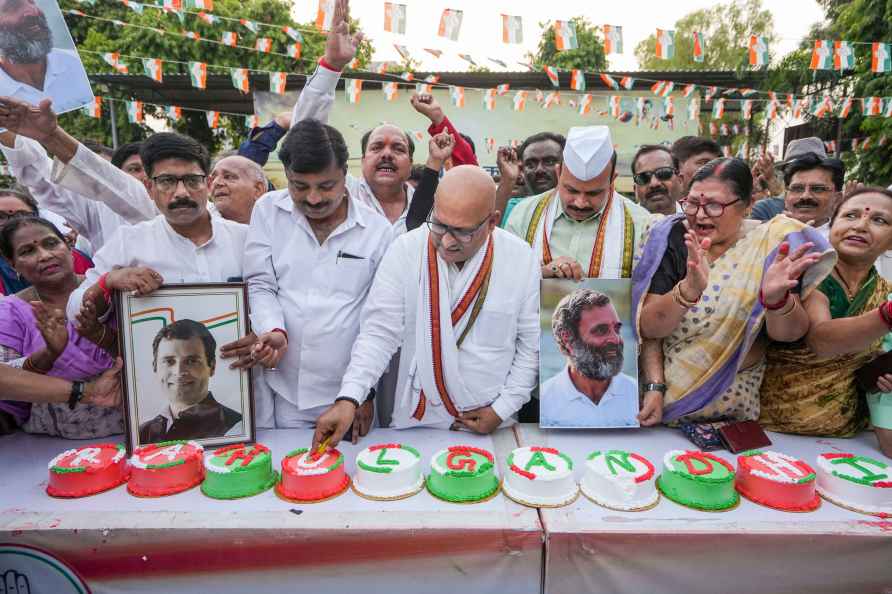 Ajay Rai celebrates Rahul Gandhi's birthday