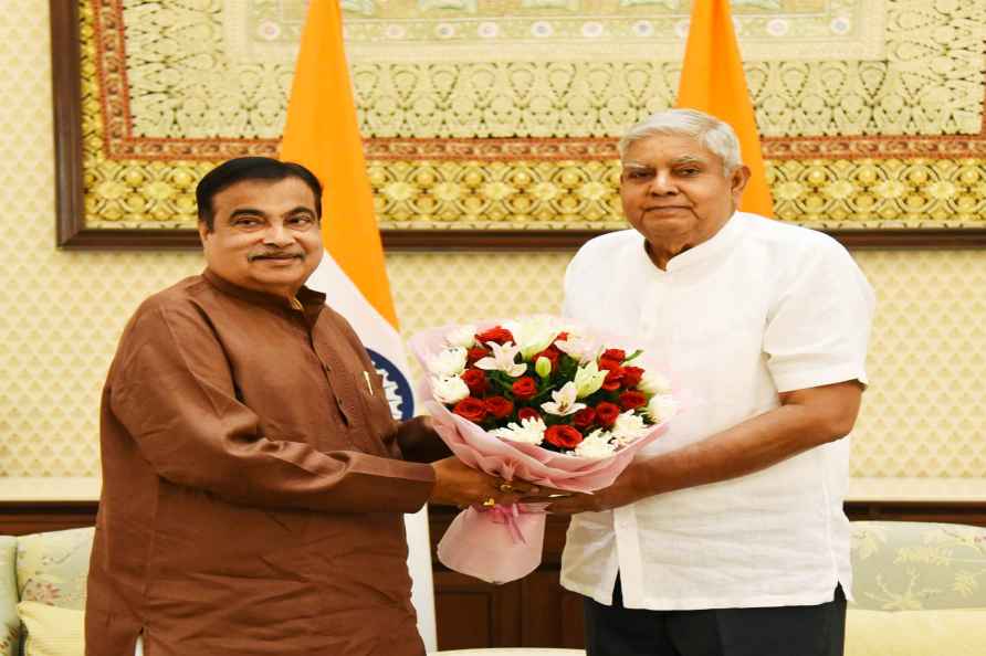 Gadkari meets Dhankhar