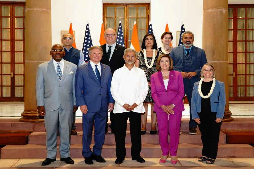 Jaishankar meets US Congressional delegation