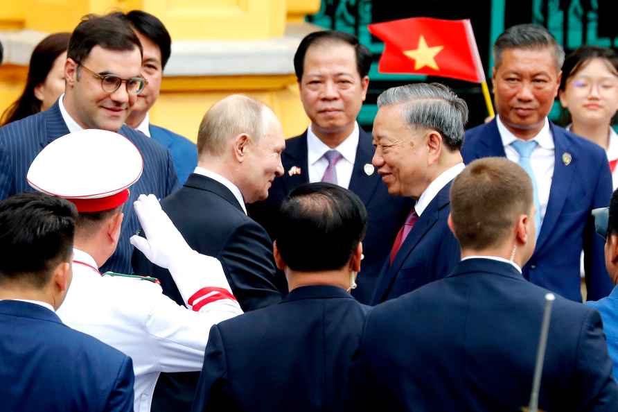 Russian President Putin with Vietnamese President To Lam