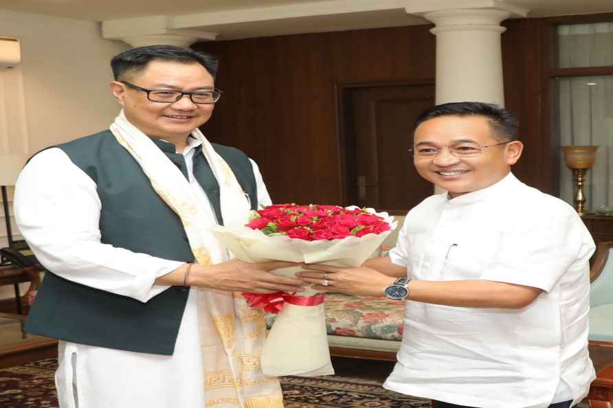 Kiren Rijiju meets Sikkim CM