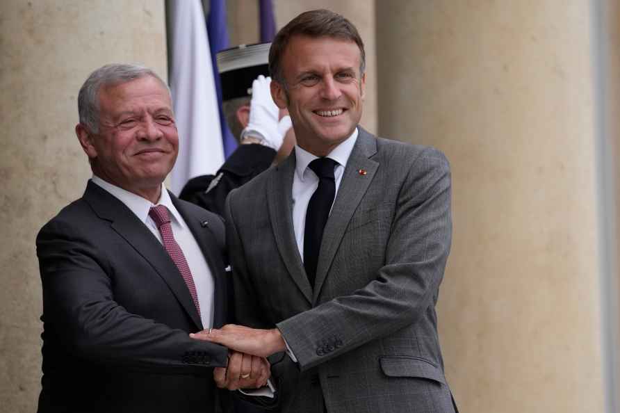 Emmanuel Macron, King Abdullah II