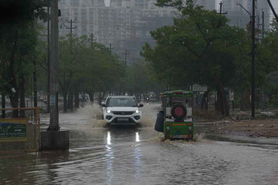Weather: Rains in Greater Noida