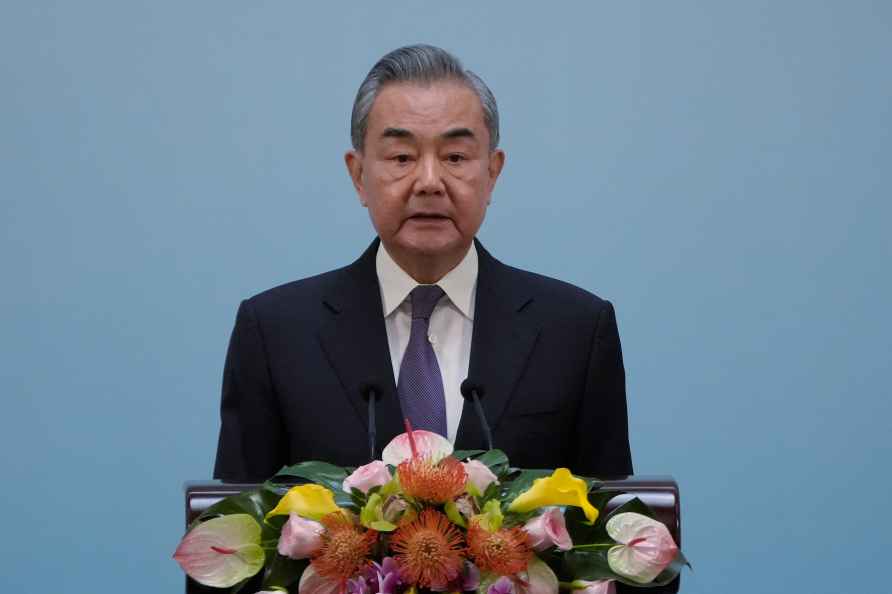 Wang Yi delivers a speech at a luncheon