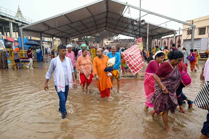 Weather: Waterlogging amid rain in Ayodhya