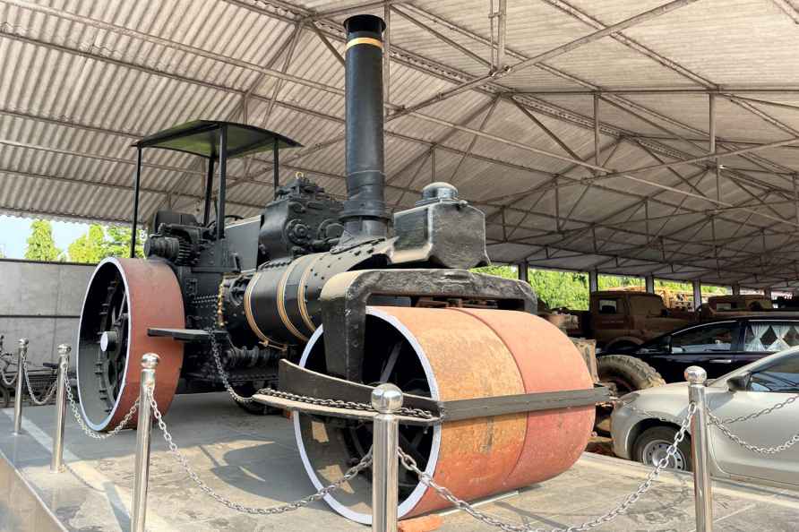 British-era steam road roller in Patna
