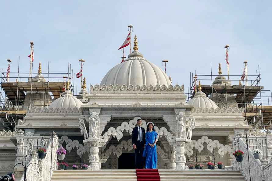 British PM at BAPS Swaminarayan Mandir