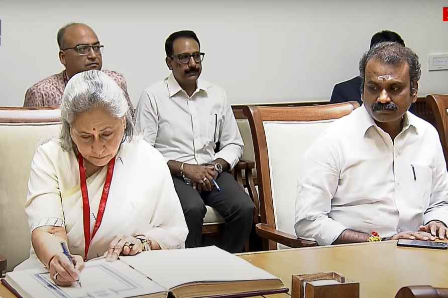 Jaya Bachchan takes oath as RS member