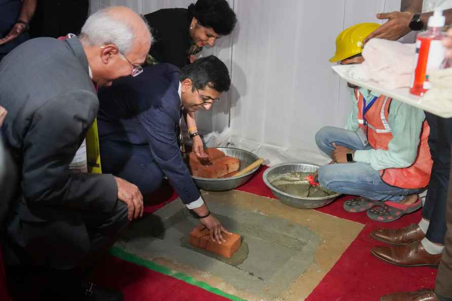 Foundation stone laying of court buildings in Delhi