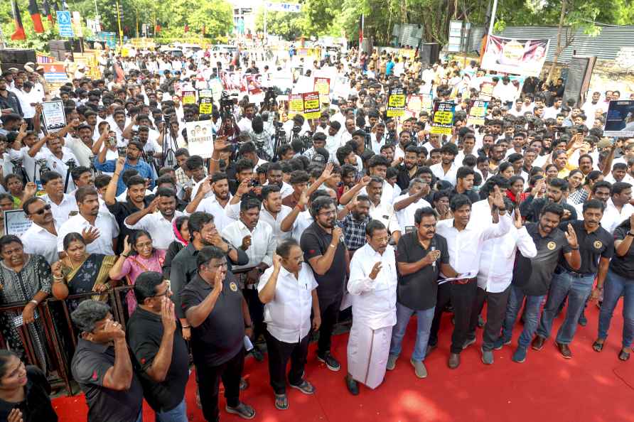 DMK student wing protest in Chennai