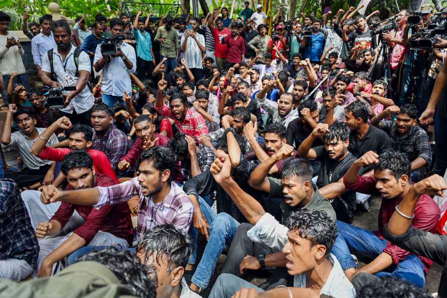 SFI protests over NEET irregularities in Kerala