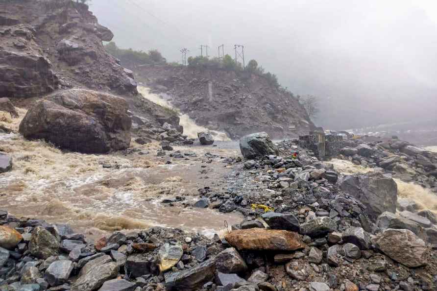 Weather: Landslide in Chamoli after rain