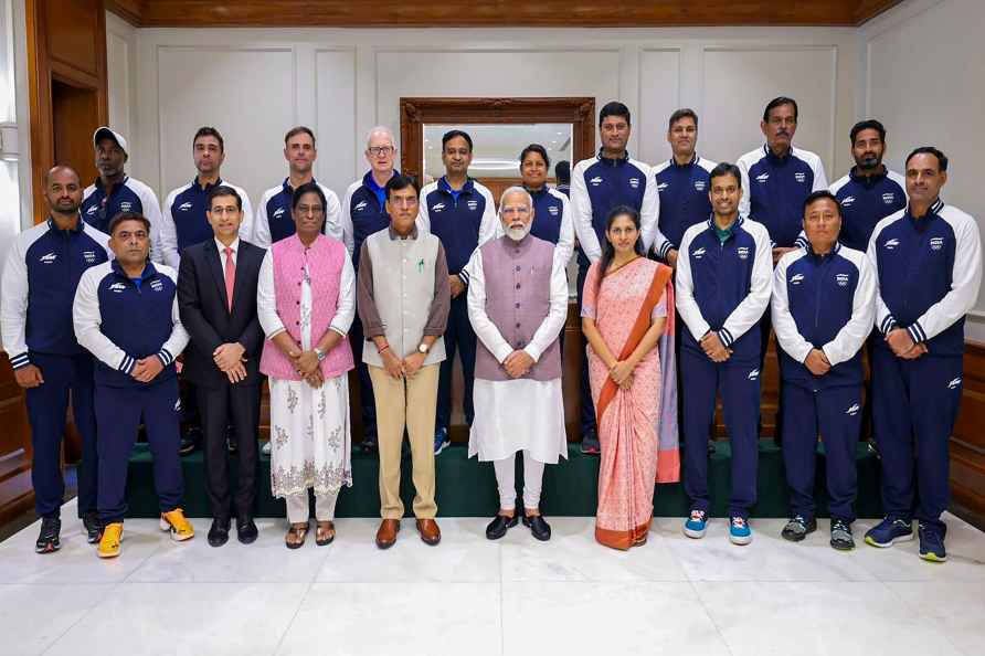 PM meets India's contingent for Paris Olympics